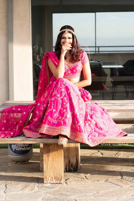 Rohini Bedi Floral Embroidered Bridal Lehenga Set 