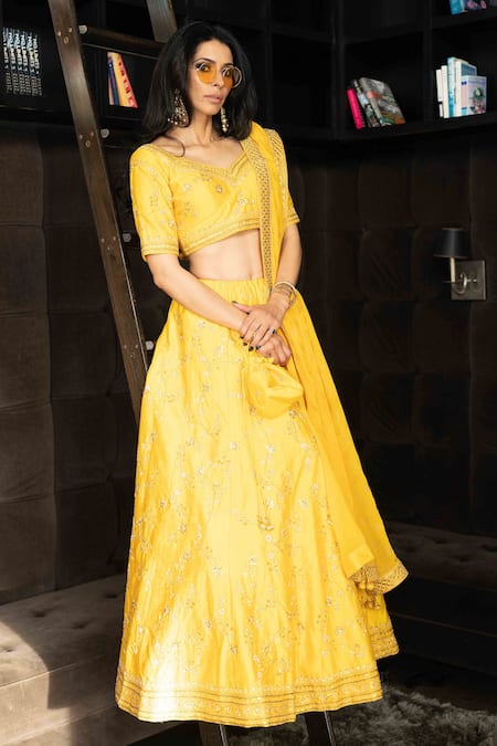 Rohini Bedi Floral Embroidered Lehenga Set 