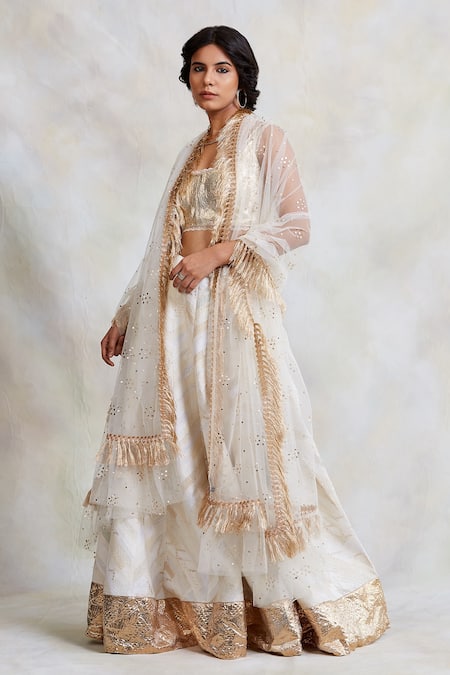 Shop Priyanka Raajiv White Brocades And Handwoven Tissue, Cottons, Prints, Gule Makhmal Lehenga Set at Aza Fashions Shop_Priyanka Raajiv_White Brocades And Handwoven Tissue, Cottons, Prints, Gule Makhmal Lehenga Set _at_Aza_Fashions