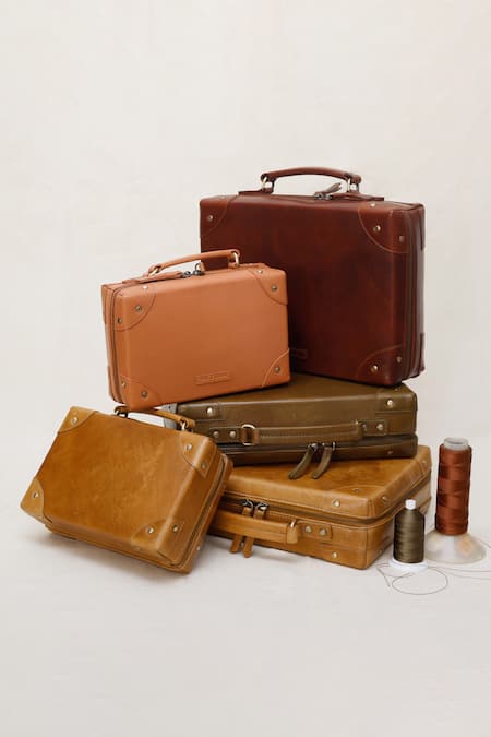 Buy_Tan & Loom_Peach Mini Travellers Trunk Sling Bag _Online_at_Aza_Fashions