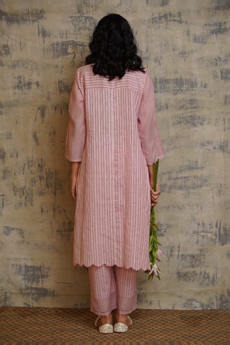 Shop Dhaari Pink Cotton Silk Band Collar Block Print Kurta at Aza Fashions Shop_Dhaari_Pink Cotton Silk Band Collar Block Print Kurta _at_Aza_Fashions