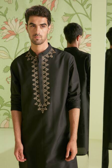 Sanjev Marwaaha Black Cotton Silk Thread Work Geometric Embroidered Bundi Kurta Set Online at Aza Fashions Sanjev Marwaaha_Black Cotton Silk Thread Work Geometric Embroidered Bundi Kurta Set_Online_at_Aza_Fashions