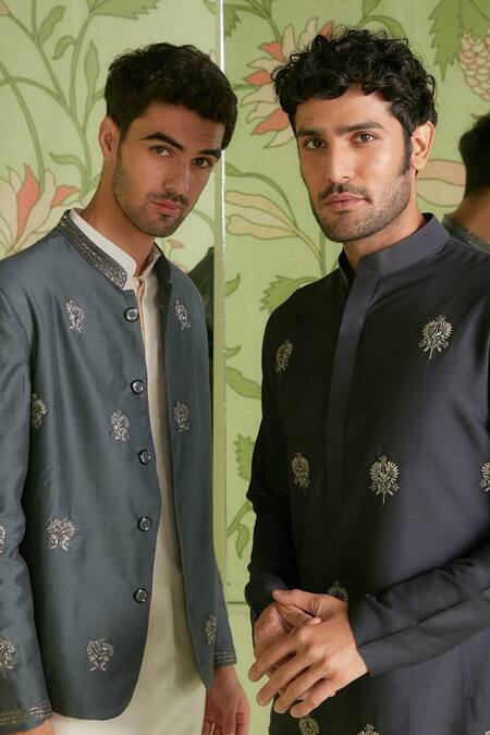 Sanjev Marwaaha_Grey Cotton Silk Thread Work Floral Embroidered Kurta Set_Online_at_Aza_Fashions