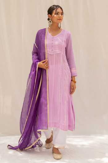 Buy Myaara Purple Dupatta Kota Doriya, Kurta Chanderi Blend, Pant Noori Panelled Set Online at Aza Fashions Buy_Myaara_Purple Dupatta Kota Doriya, Kurta Chanderi Blend, Pant Noori Panelled Set _Online_at_Aza_Fashions