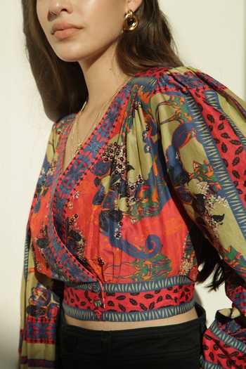 Buy Bhanuni By Jyoti Green Viscose Floral, Geometric V Neck Paradise Forest Printed Wrap Blouse Online at Aza Fashions Buy_Bhanuni By Jyoti_Green Viscose Floral, Geometric V Neck Paradise Forest Printed Wrap Blouse _Online_at_Aza_Fashions