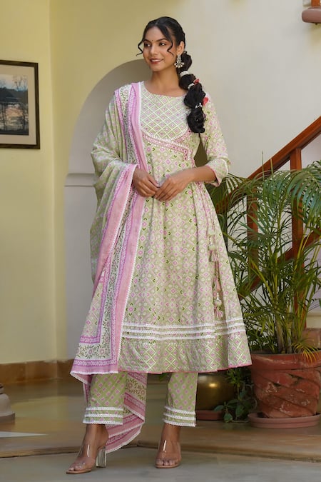 Angrakha hot sale style anarkali