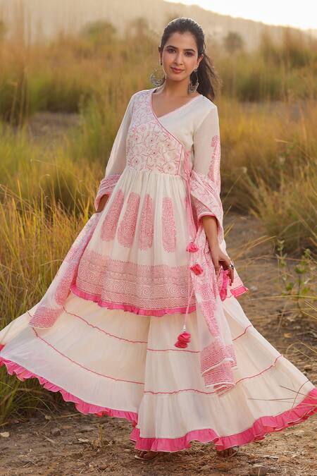Buy_Bairaas_Pink Mulmul And Embroidery Hand Block V Neck Angrakha Sharara Set_Online_at_Aza_Fashions