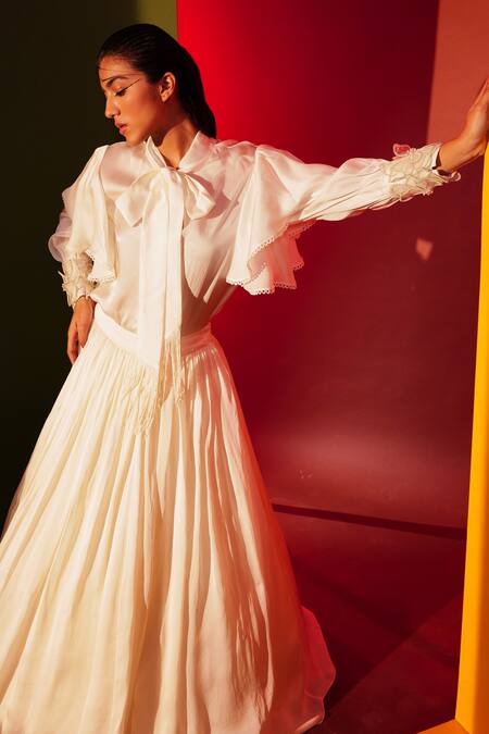 Sakshi Khetterpal_White Italian Georgette And Satin Silk Applique Pussy Top & Skirt Set _Online_at_Aza_Fashions