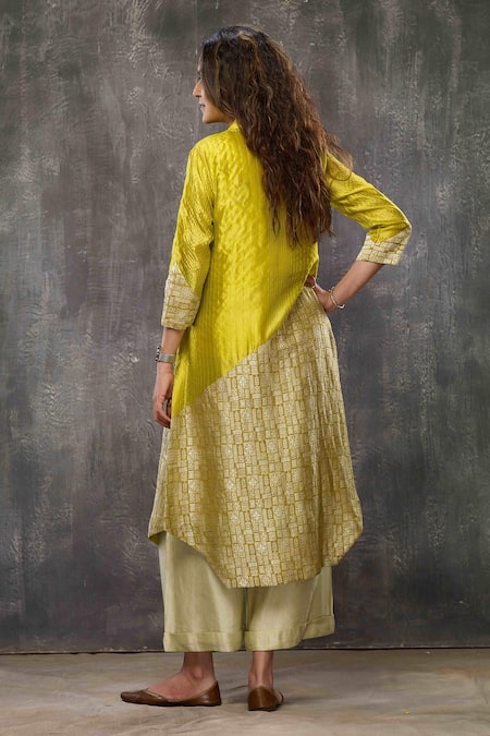 Bodhi Tree Woven Asymmetric Kurta & Pant Set 