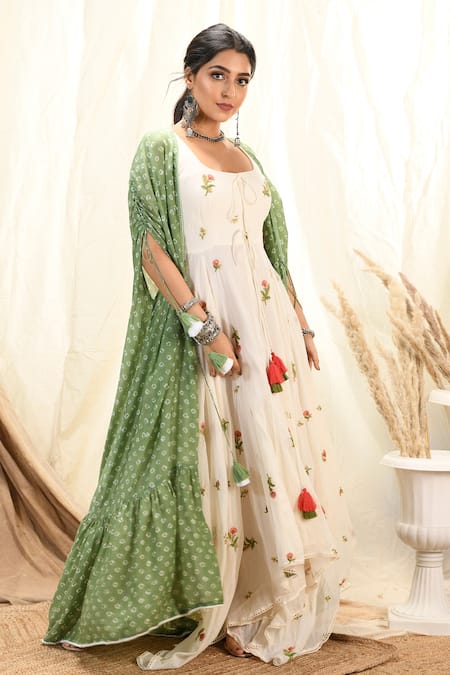 Aaryaa By Kashveen Kohli Floral Embroidered Kurta With Cape 