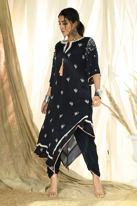 Aaryaa By Kashveen Kohli Asymmetric Kurta & Dhoti Pant Set 