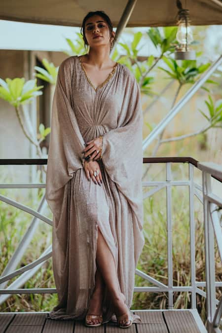 Aaryaa By Kashveen Kohli_Gold Shimmer Stretch Beads V Neck Kaftan With Belt _Online_at_Aza_Fashions