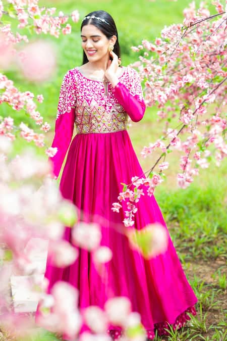 Aaryaa By Kashveen Kohli Chanderi Silk Anarkali With Dupatta 