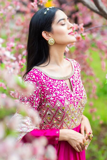 Buy_Aaryaa By Kashveen Kohli_Pink Anarkali Chanderi And Georgette & Dupatta Pepper Acrylic & With _Online_at_Aza_Fashions