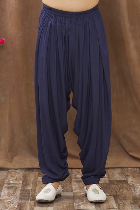 Shop Soniya G Blue Handloom Silk Thread, Star Embroidered Kurta Set Online at Aza Fashions Shop_Soniya G_Blue Handloom Silk Thread, Star Embroidered Kurta Set_Online_at_Aza_Fashions