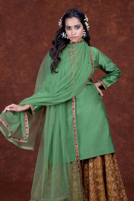 Talking Threads Green Tulle, Chanderi Floral Round Kurta Gharara Set Online at Aza Fashions Talking Threads_Green Tulle, Chanderi Floral Round Kurta Gharara Set _Online_at_Aza_Fashions