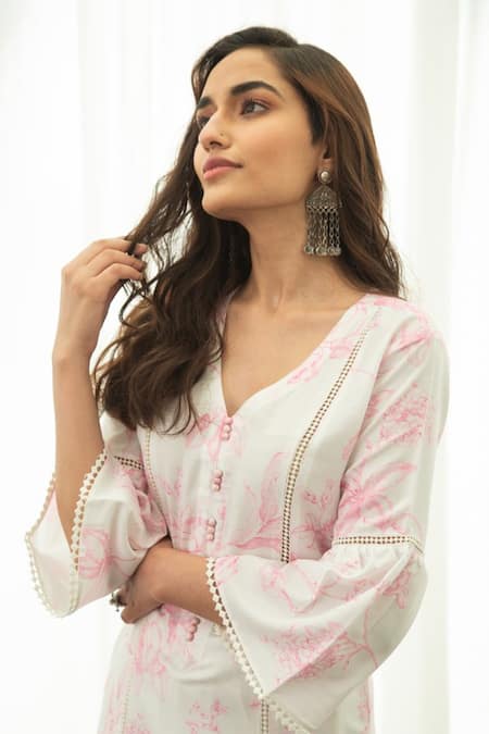 Buy_Roze_White Cotton Floral V Neck Alia Printed Kurta And Pant Set _Online_at_Aza_Fashions
