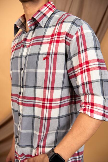 Buy The MeN'S Kompany Grey Cotton Checkered Shirt Online at Aza Fashions Buy_The MeN'S Kompany_Grey Cotton Checkered Shirt _Online_at_Aza_Fashions