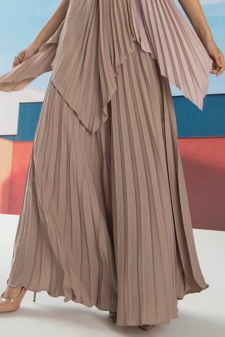 Pleats By Aruni_Pink Crepe Pleated Flared Pant_at_Aza_Fashions