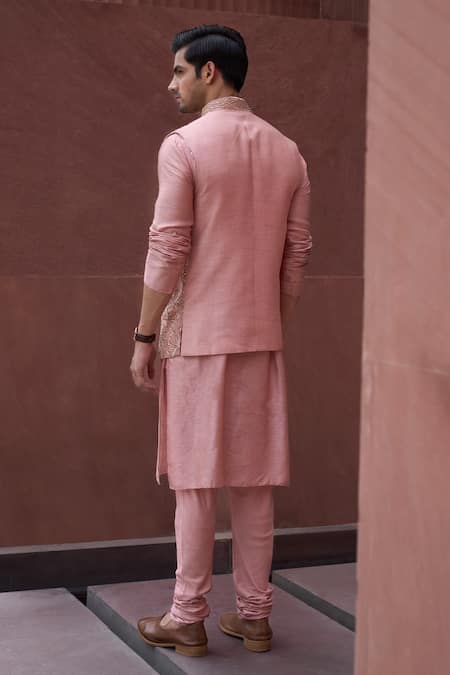 Charu And Vasundhara Rishan Bundi & Kurta  Set 