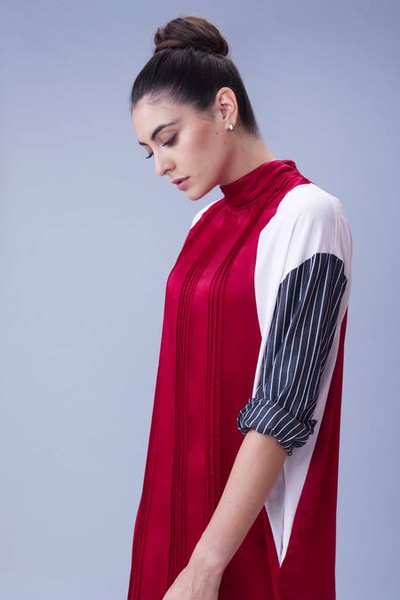 House Of Behram Red Body Italian Satin, Shoulders Moss Crepe, Sleeves 100% Colorblock Dress at Aza Fashions House Of Behram_Red Body Italian Satin, Shoulders Moss Crepe, Sleeves 100% Colorblock Dress _at_Aza_Fashions
