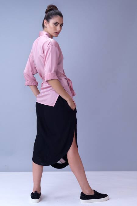 Striped curved outlet hem skirt