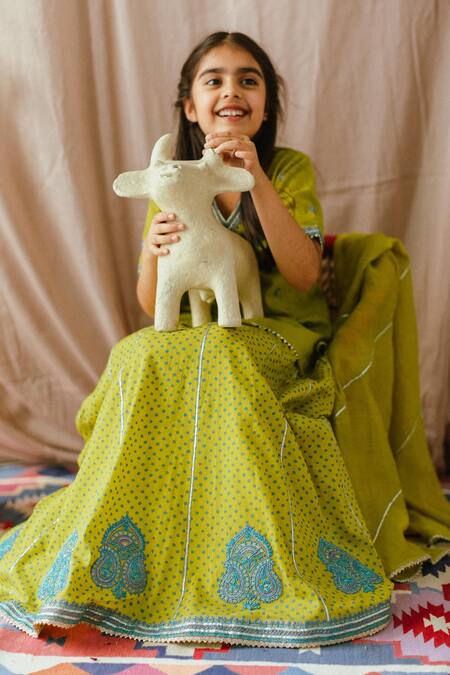 BOTEH_Green Cotton, Chanderi Silk Embroidery Bandhani Print Lehenga Set_Online_at_Aza_Fashions
