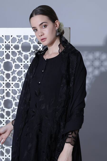 Buy_Mehak Talreja Couturre_Black Cotton Voile Thread Work Round Floral Embroidered Anarkali Set_Online_at_Aza_Fashions