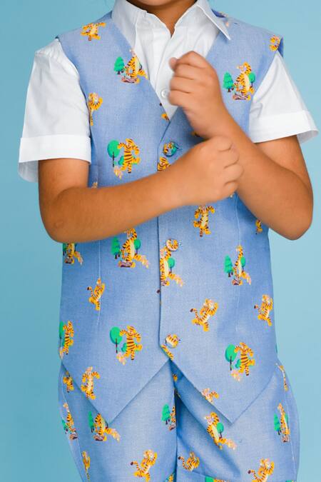 Buy Hoity Moppet Blue Cotton Printed Waistcoat And Shorts Set Online at Aza Fashions Buy_Hoity Moppet_Blue Cotton Printed Waistcoat And Shorts Set _Online_at_Aza_Fashions