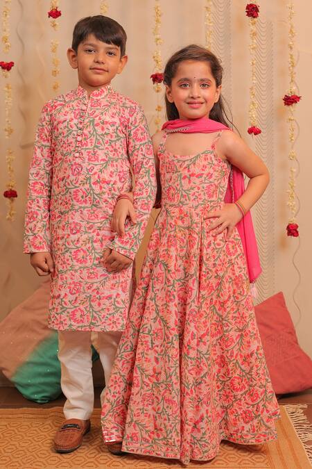 Buy_Tiny Colour_Pink Cotton Kamal Printed Kurta Set _Online_at_Aza_Fashions