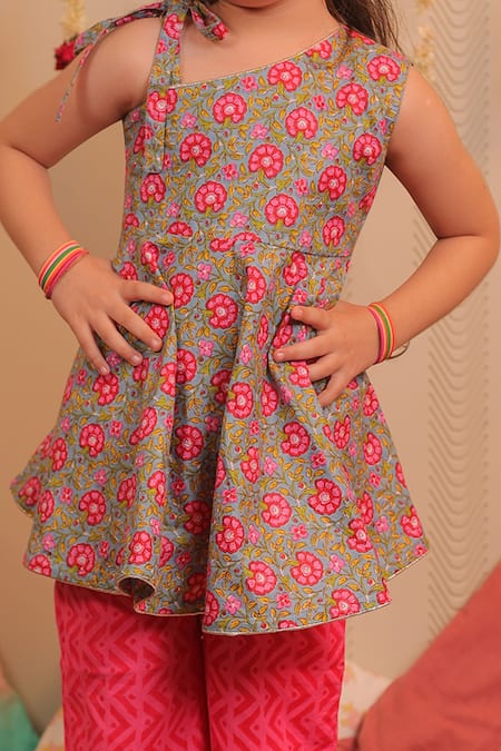 Shop_Tiny Colour_Pink Chiffon, Cotton Embroidery Gulab Printed Kurta Set _Online_at_Aza_Fashions