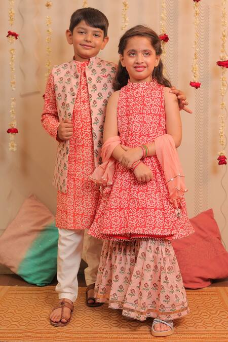 Buy_Tiny Colour_Peach Chiffon, Cotton Lace, Tassels Mogra Printed Kurta Gharara Set _Online_at_Aza_Fashions