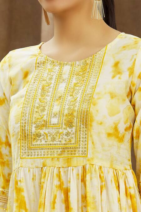 Shop_Samyukta Singhania_Yellow Muslin, Cotton Embroidery Round Neck Abstract Print Kurta And Pant Set_Online_at_Aza_Fashions