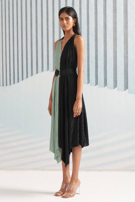 Pleats By Aruni_Green Pleats Plain V Neck Halter Dress_Online_at_Aza_Fashions