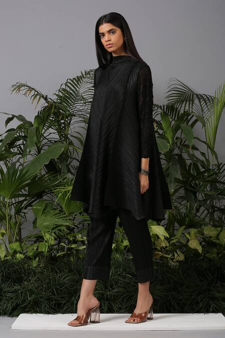 Pleats By Aruni_Black Polyester High Pleated Tunic And Pant Set_Online_at_Aza_Fashions