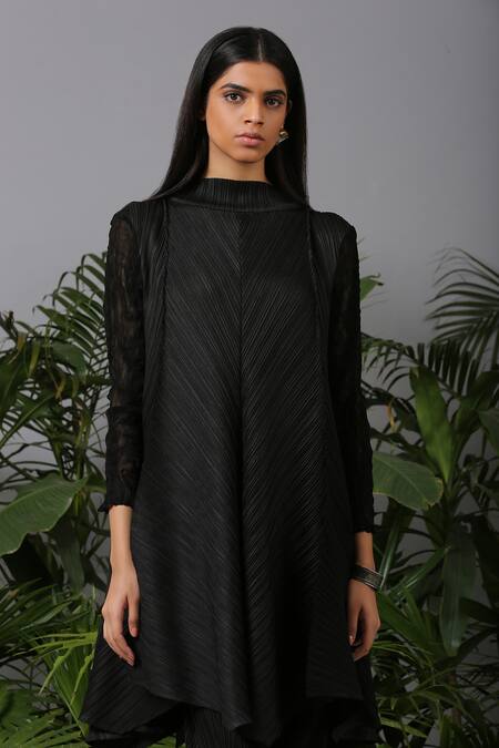 Shop_Pleats By Aruni_Black Polyester High Pleated Tunic And Pant Set_Online_at_Aza_Fashions