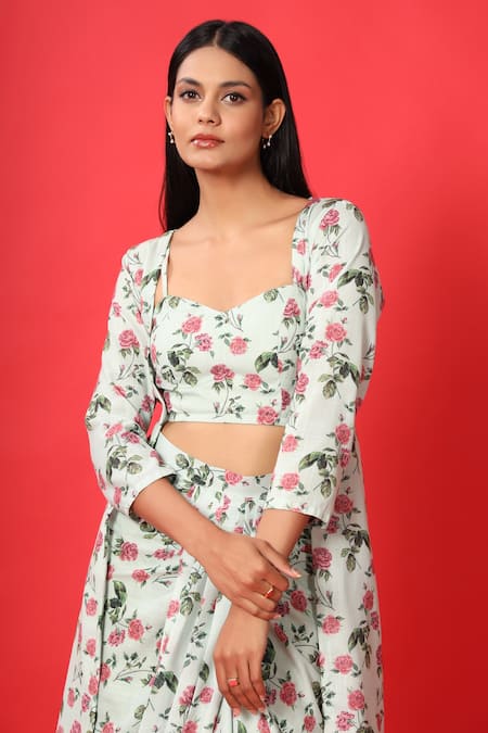 Pasha India_Green Rayon Slub Floral Print Sweetheart Neck Cape And Skirt Set _at_Aza_Fashions
