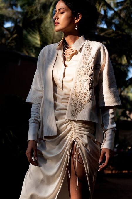 Vivek Patel White Eco Bemberg Satin Spread Collar Asymmetric Shirt Dress Online at Aza Fashions Vivek Patel_White Eco Bemberg Satin Spread Collar Asymmetric Shirt Dress _Online_at_Aza_Fashions