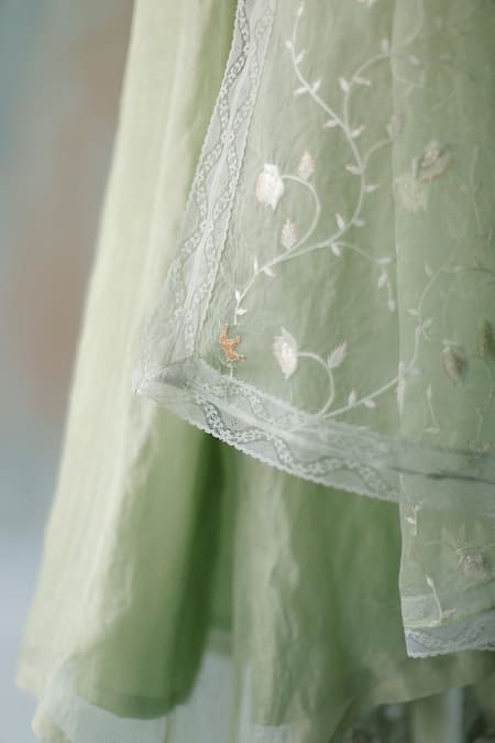 Shop_Begum_Green Organza Dupatta, Zari Silk Kurta And Modal Satin Mira Embroidered Set _Online_at_Aza_Fashions