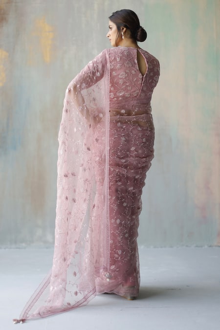 Begum Saba Embroidered Saree With Blouse 