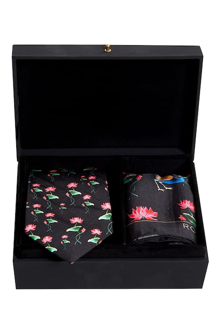 Balance by Rohit Bal Printed Pocket Square & Tie Set 