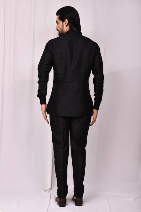 Aryavir Malhotra Band Collar Kurta & Pant Set 