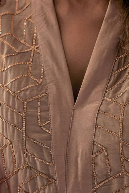 Shorshe Clothing Beige Kurta Gota Chanderi, Lining Shantoon, Pant Cotton Silk Octa And Set at Aza Fashions Shorshe Clothing_Beige Kurta Gota Chanderi, Lining Shantoon, Pant Cotton Silk Octa And Set _at_Aza_Fashions