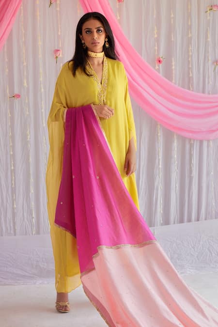 Buy Shorshe Clothing Yellow Chiffon, Lining Shantoon Floral Motifs V Neck Long Kaftan Online at Aza Fashions Buy_Shorshe Clothing_Yellow Chiffon, Lining Shantoon Floral Motifs V Neck Long Kaftan _Online_at_Aza_Fashions
