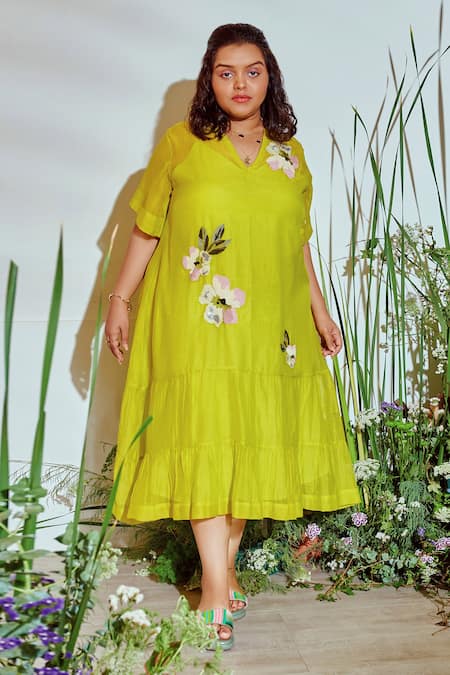 Buy_Half Full Curve_Green Chanderi Bead , Thread V Neck Tiered Hem Dress _Online_at_Aza_Fashions