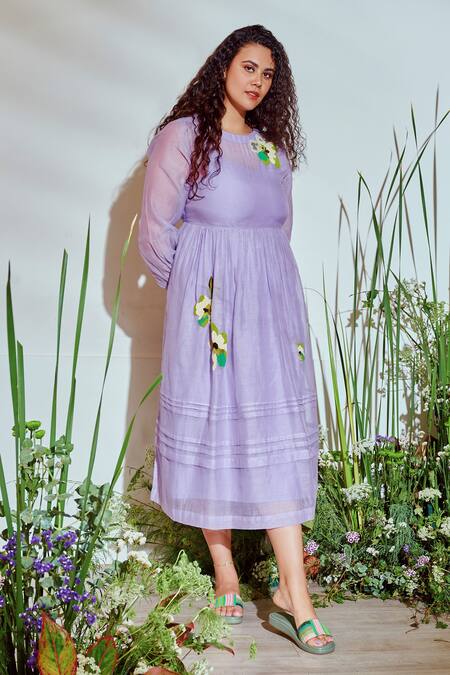 Half Full Curve_Purple Chanderi Bead , Thread High Neck Midi Dress _Online_at_Aza_Fashions