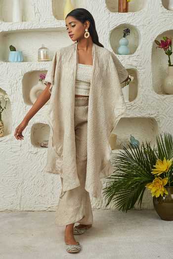 Twenty Nine Grey Crushed Silk Lapel Overlay Online at Aza Fashions Twenty Nine_Grey Crushed Silk Lapel Overlay_Online_at_Aza_Fashions