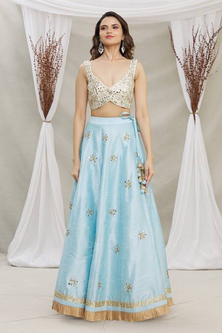Priti Sahni Blue Floral Plunge V Neck Embroidered Lehenga Set Online at Aza Fashions Priti Sahni_Blue Floral Plunge V Neck Embroidered Lehenga Set _Online_at_Aza_Fashions