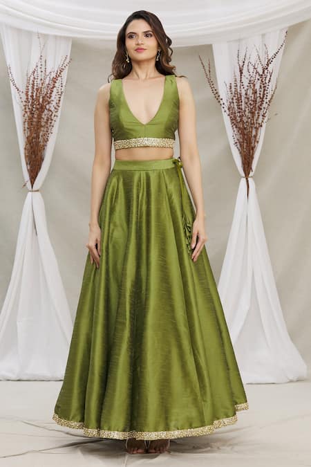 Shop Priti Sahni Green Floral Plunge V Neck Raw Silk Lehenga Set at Aza Fashions Shop_Priti Sahni_Green Floral Plunge V Neck Raw Silk Lehenga Set _at_Aza_Fashions