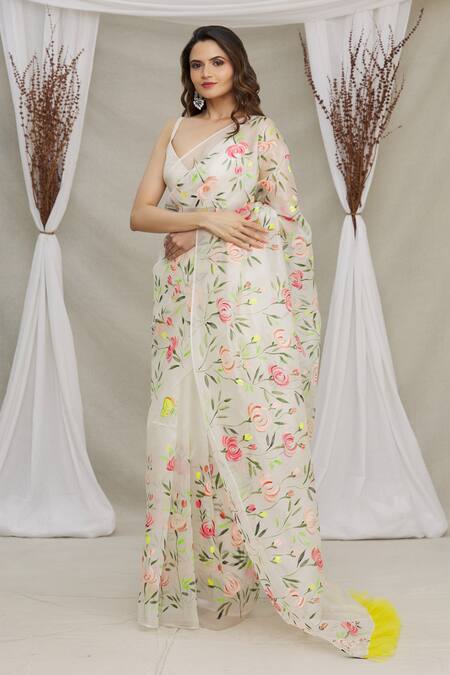 Buy Priti Sahni White Blouse Raw , Saree Organza Floral V Neck Hand Painted With Online at Aza Fashions Buy_Priti Sahni_White Blouse Raw , Saree Organza Floral V Neck Hand Painted With _Online_at_Aza_Fashions